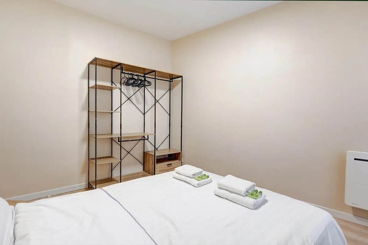 Evasion Parisienne Tranquillite Au Marais Apartment  Paris
